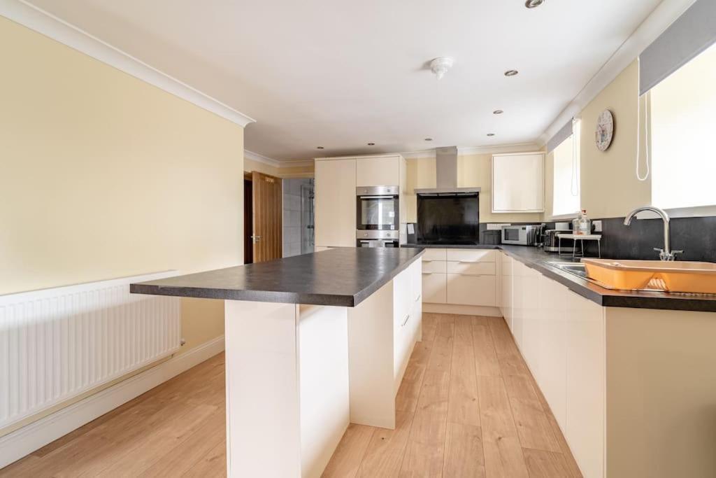 The Blue House Holiday Home Egremont  Экстерьер фото
