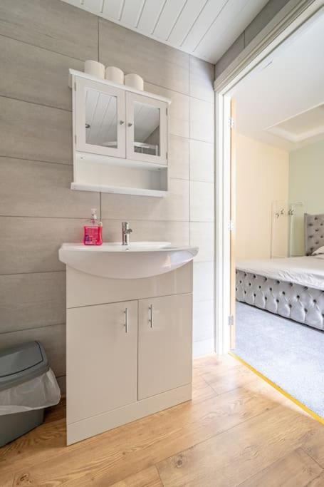The Blue House Holiday Home Egremont  Экстерьер фото